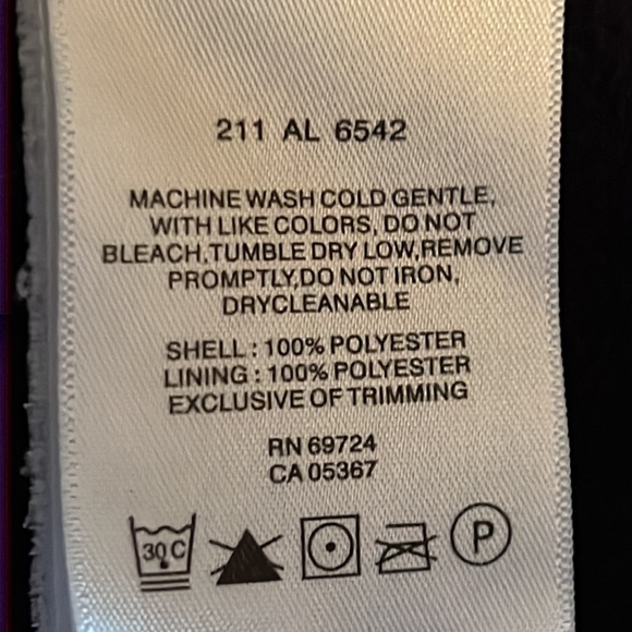 Columbia Women’s Black Zip Up Jacket Sz M - Picture 7 of 7